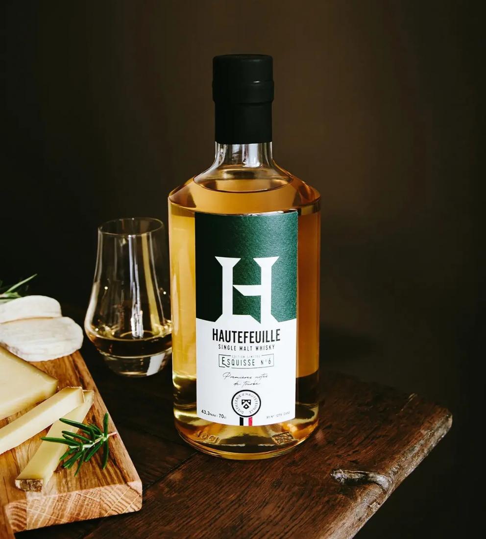 Whisky SINGLE FARM tourbé